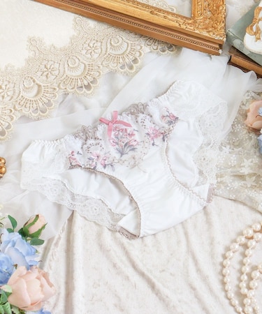 アリーシャ サニタリー