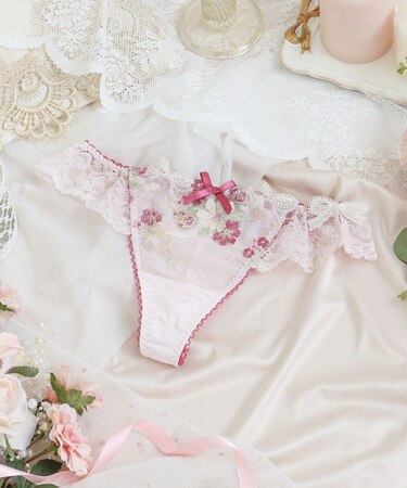 ダニエラ Tバック