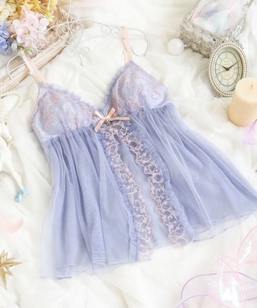 アントーニア カップ付キャミソール