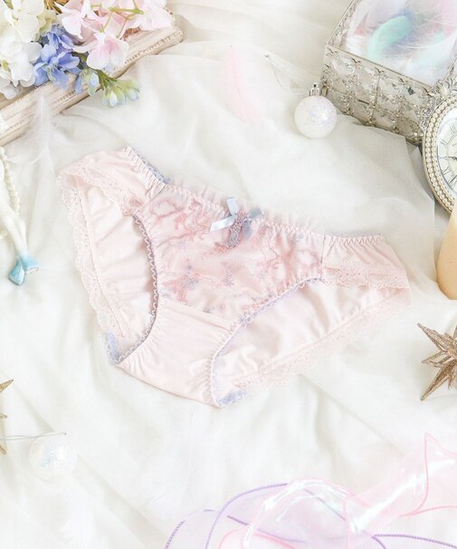 アントーニア ノーマルショーツ