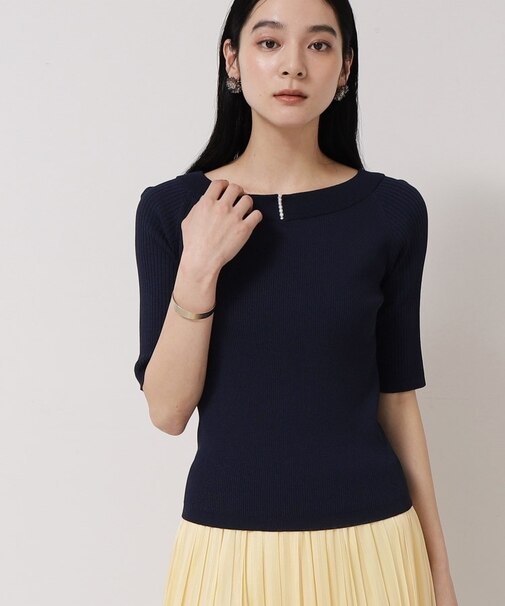 【接触冷感／アンサンブル可】パール調パーツ付きニット