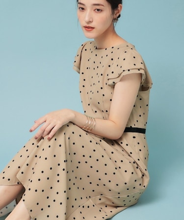 【袖ラッフル／S～L】ドットワンピース