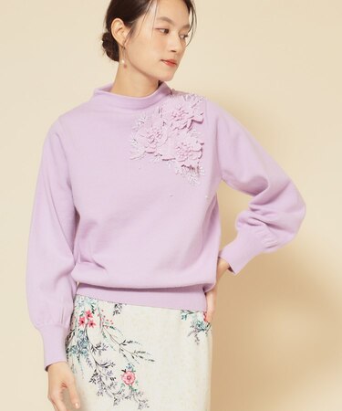 【冬にも活躍！ケミカルレースニット】