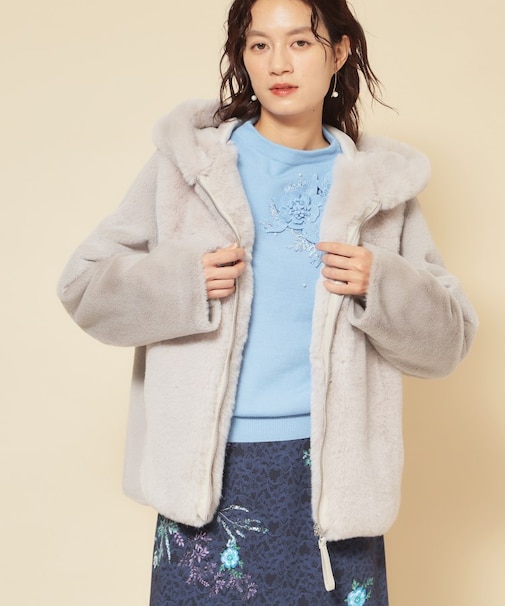 【冬を彩る異素材フェイクファーアウター】