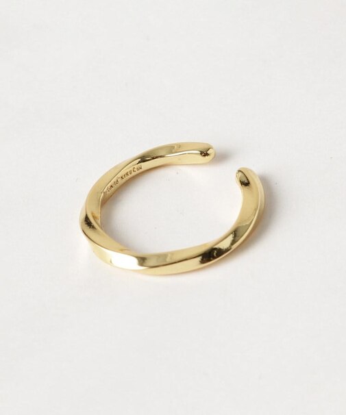 ツイストイヤーカフ