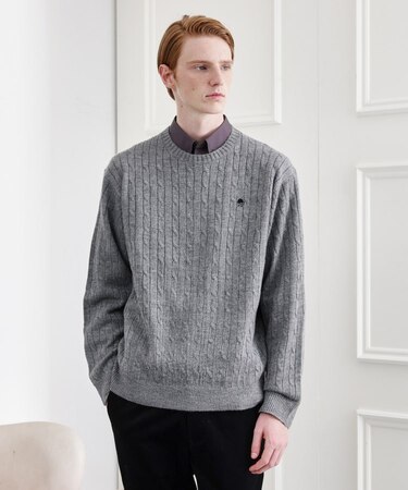 【LIMITED】ワンポイント刺繍ケーブルニット