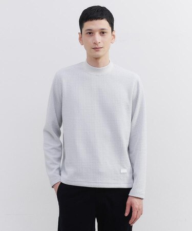 モールクオーターモックネック