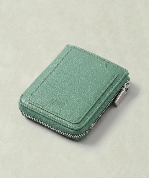 【驚くべき収納力】カラードコンパクト財布