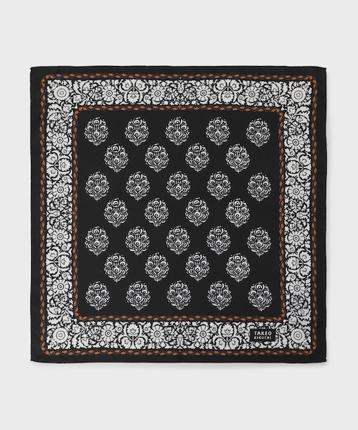 イタリアンシルクチーフ