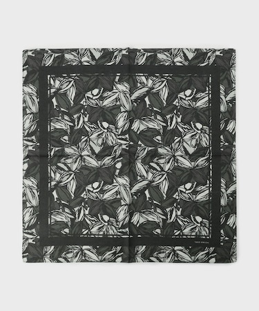 カカオ柄プリントハンカチ