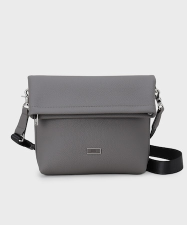 フラップショルダーバッグ