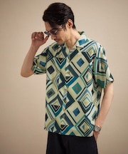 【吸汗速乾】タイル柄プリント 半袖シャツ