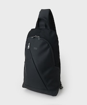 【LIMITED】STORAGEカーブボディバック
