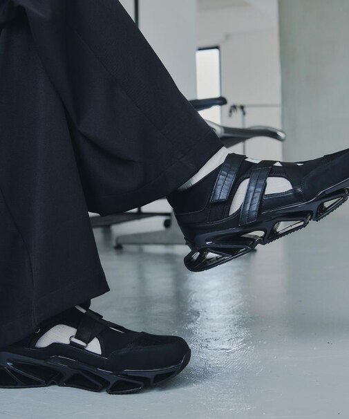 アクションソールスニーカーサンダル