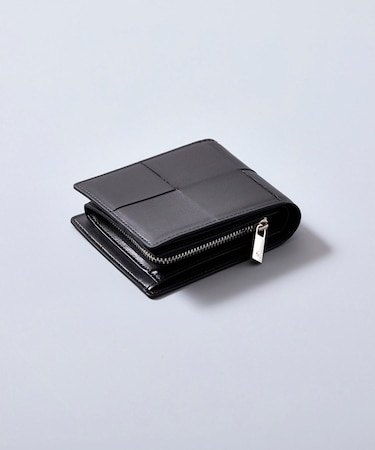 イントレ二つ折り財布