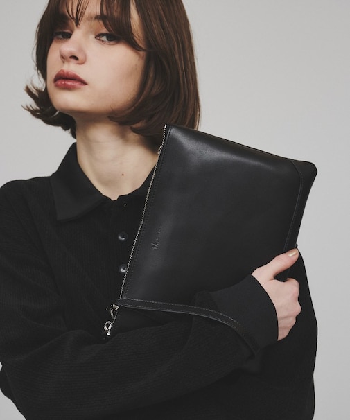 Refined Leather サコッシュ