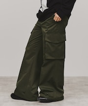 フレアカーゴパンツ