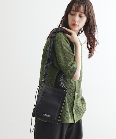 プレートドロストショルダーバッグ