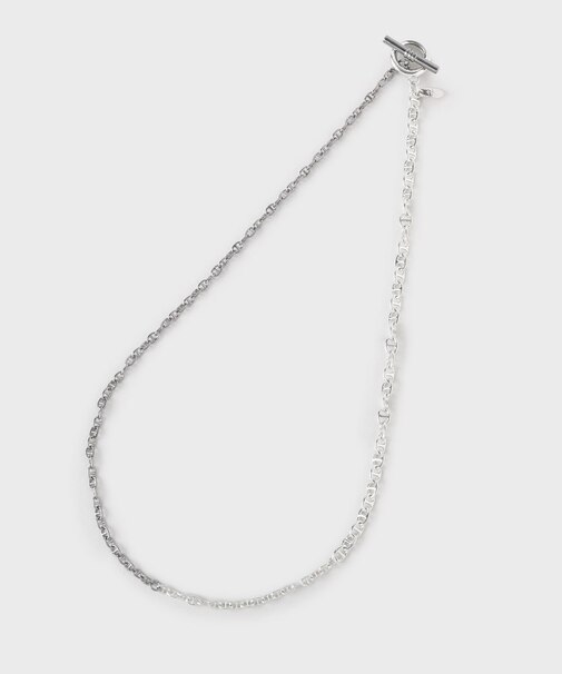 グラデーションチェーンネックレス