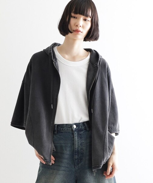 ヴィンテージライククロップドパーカ