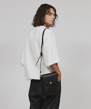 スクエアボックスショルダーバッグ(ユニセックスアイテム)