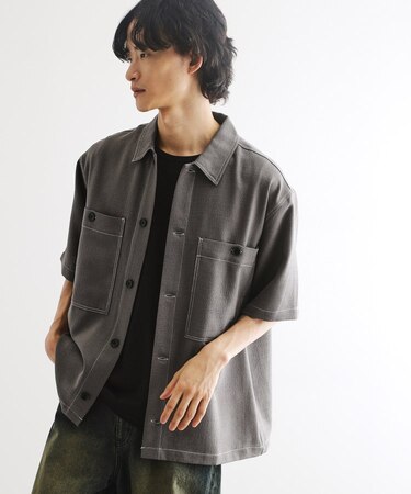 配色ステッチ半袖シャツ