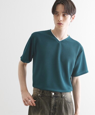 フェイクレイヤードVネックカットソー