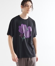 ボカシフラワーTシャツ