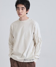 デザインステッチTシャツ