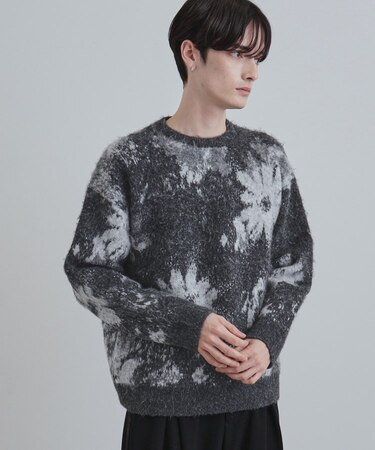 アブストフラワーシャギーニットプルオーバー