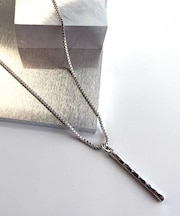 シックネックレス