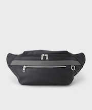 ビッグボディバッグ