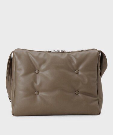 クッションショルダーバッグ