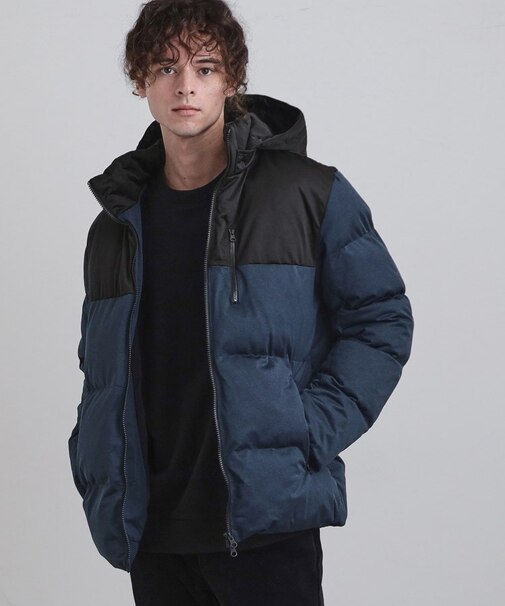 ポリストレッチ中綿フードブルゾン