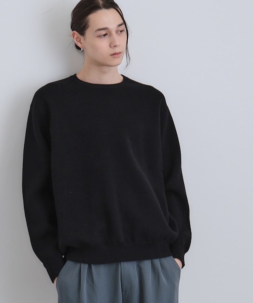 クルーネックニット