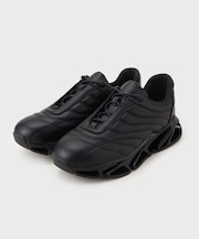 インサイドシューレーススニーカー