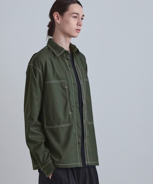 配色ステッチシャツ