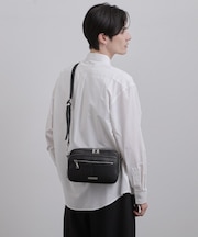 ポケットショルダーバッグ