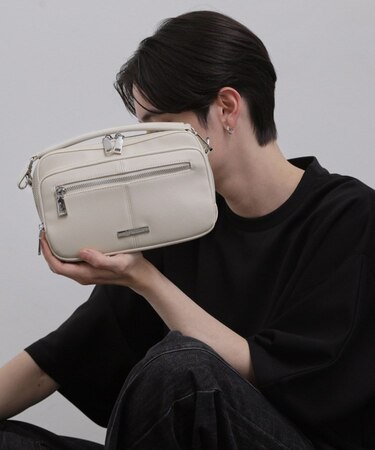 ポケットショルダーバッグ