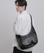 カーブワンショルダーバッグ