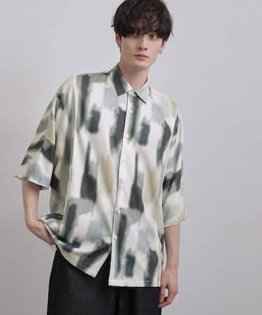 アブストラクトドルマンシャツ