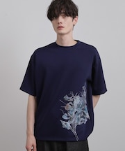 リーフエンブロブラーTシャツ