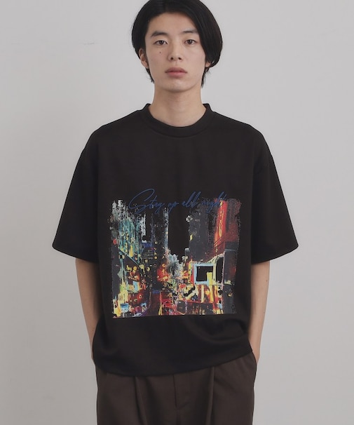 ブラシ刺繍半袖Tシャツ