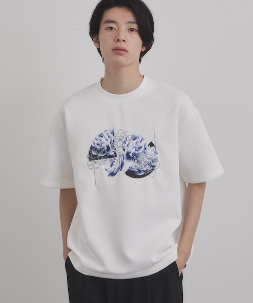 フラワープリントTシャツ