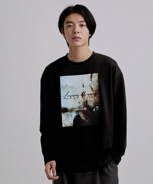 ブラシ刺繍長袖Tシャツ