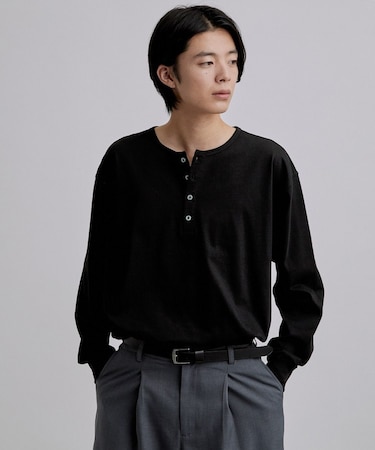 ヘンリーネック長袖Tシャツ