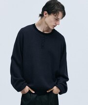 レイヤードヘンリーネックニット