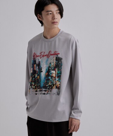 ブラシ刺繍長袖Tシャツ