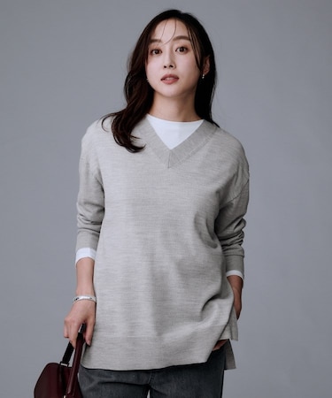 【洗える/薄手/ウール100%】Vネックロングウールニット