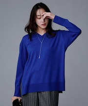 【洗える/薄手/ウール100%】Vネックロングウールニット